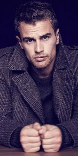 Theo James